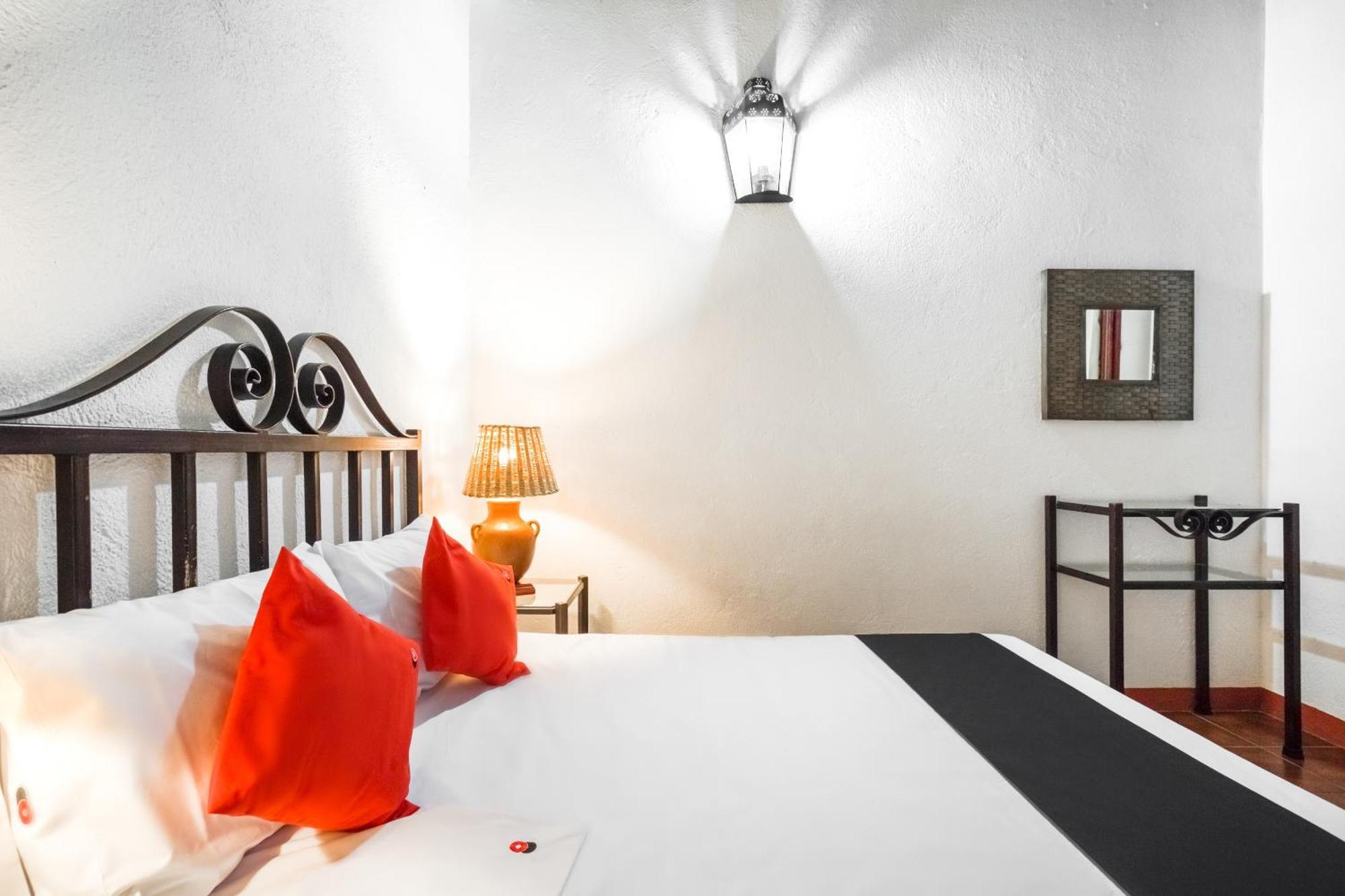Capital O El Nito Posada Oaxaca Экстерьер фото