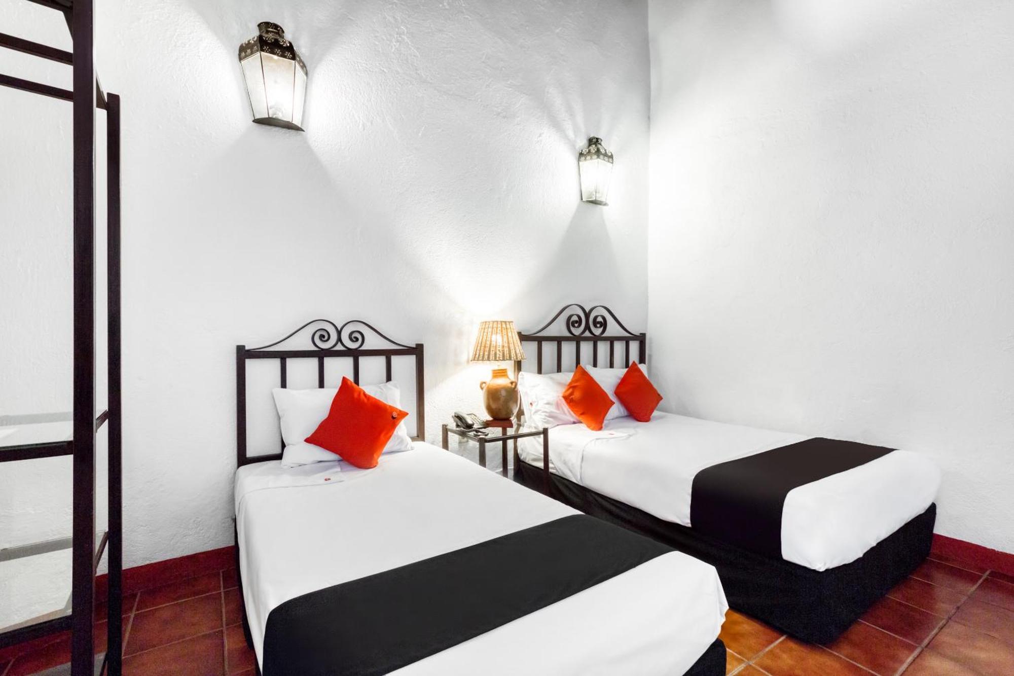 Capital O El Nito Posada Oaxaca Экстерьер фото