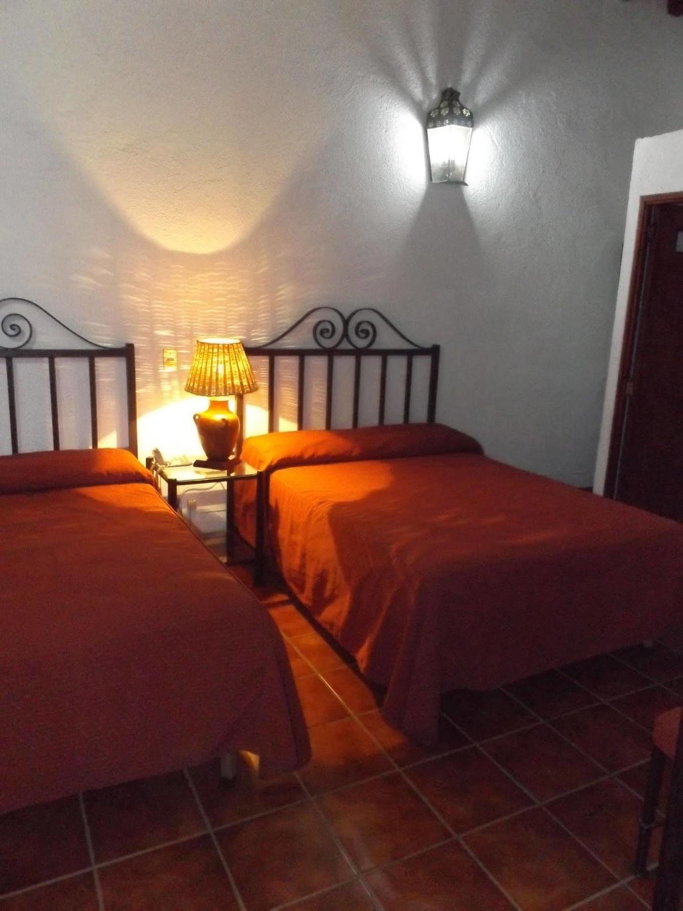 Capital O El Nito Posada Oaxaca Экстерьер фото